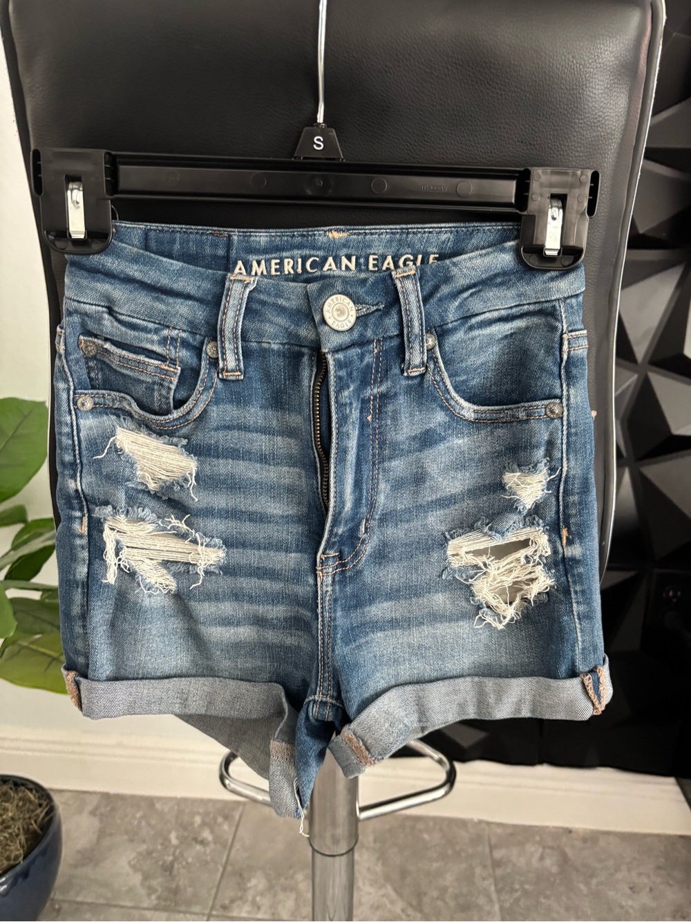 American Eagle Outfitters Distressed Rolled-Hem Denim Shorts - Blue